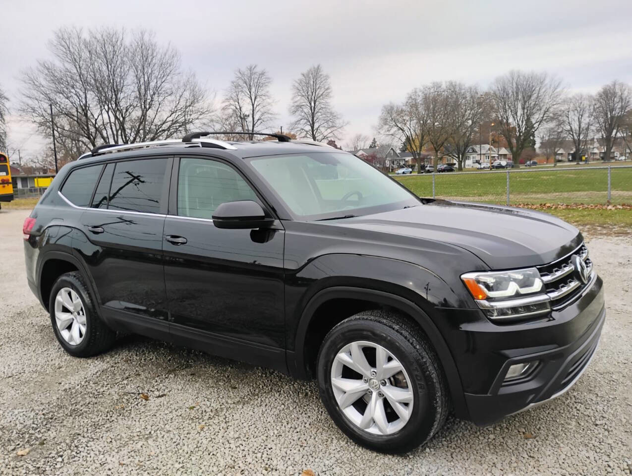 Used 2018 Volkswagen Atlas SE FWD image 1
