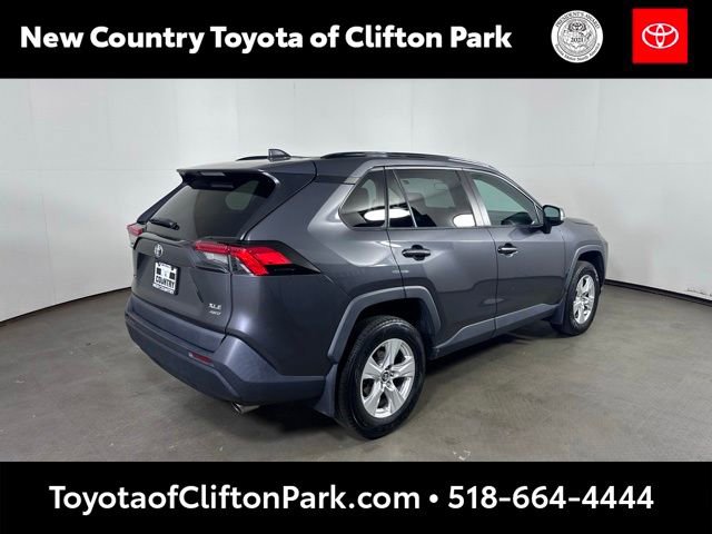 Used 2020 Toyota RAV4 XLE w/ Convenience Package AWD/4WD image 3