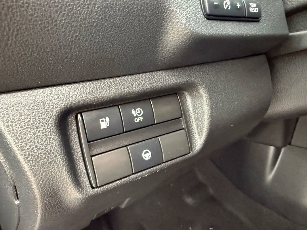 Used 2020 Nissan Leaf SV w/ SV Technology Package FWD image 30