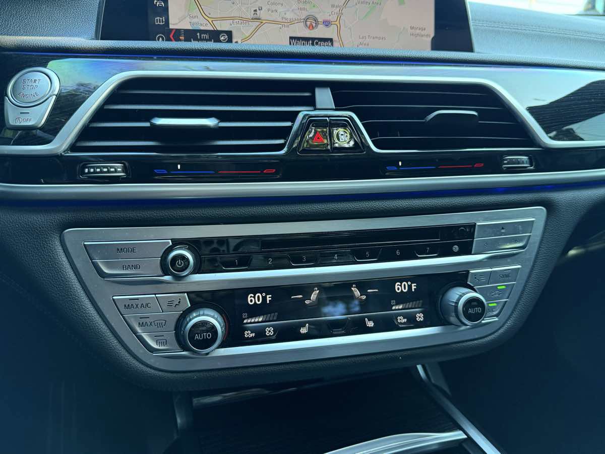 Used 2019 BMW 740i image 20