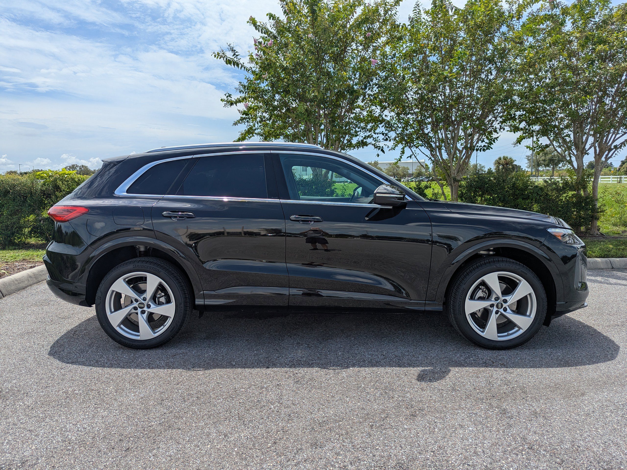 New 2025 Audi Q5 Premium Plus image 3