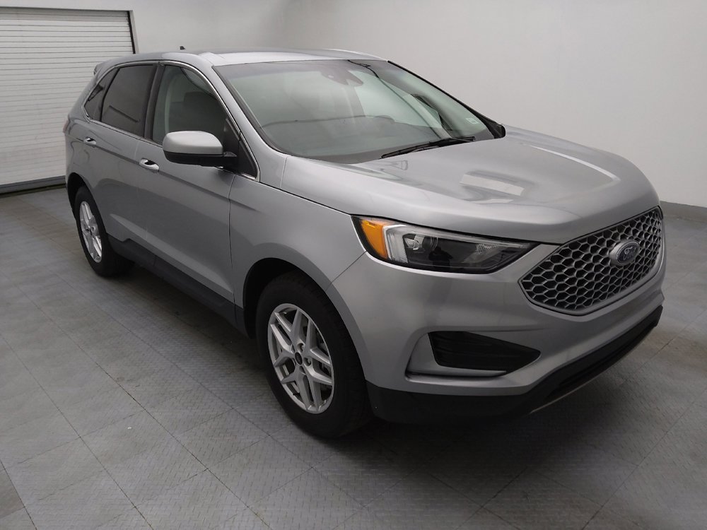 Used 2024 Ford Edge SEL image 13