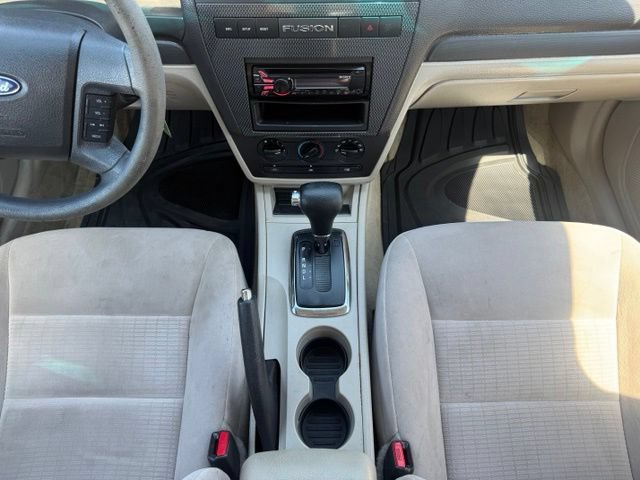 Used 2006 Ford Fusion SE FWD image 25