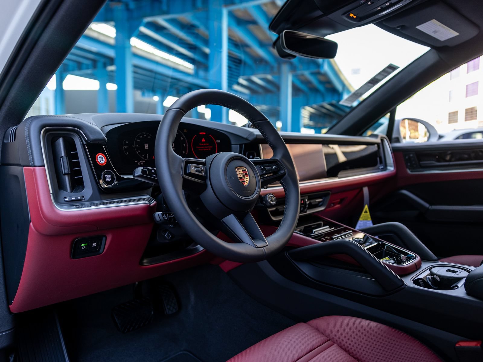 New 2026 Porsche Cayenne Coupe AWD/4WD image 4
