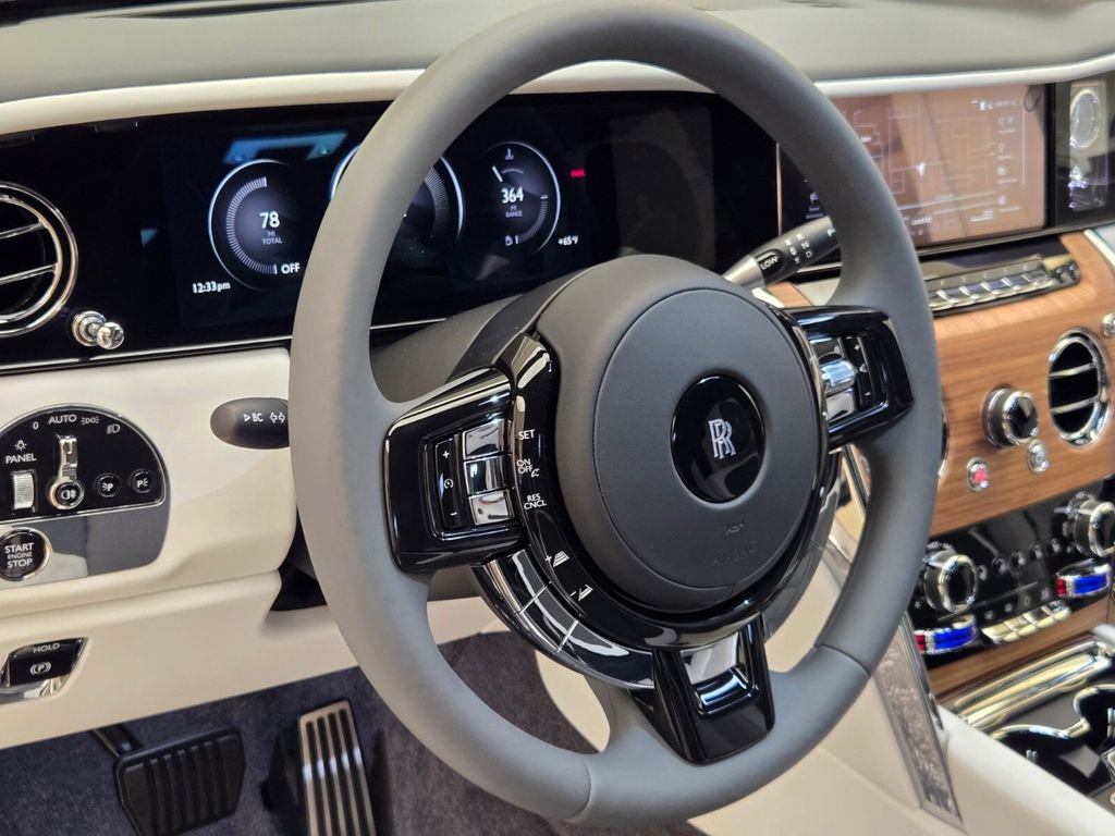 New 2026 Rolls-Royce Cullinan image 33