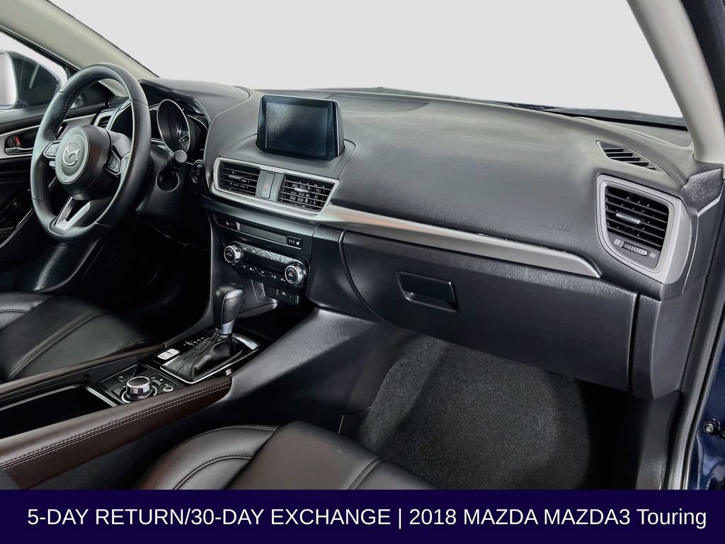 Used 2018 MAZDA MAZDA3 Touring FWD image 32