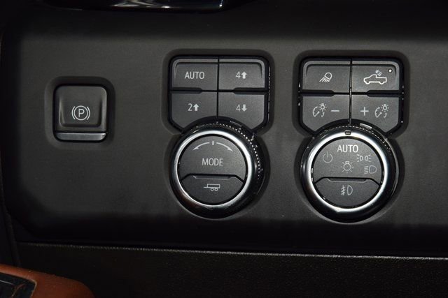 Used 2024 GMC Sierra 2500 Denali Ultimate image 35