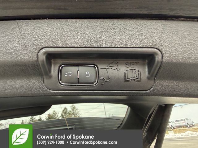 Certified 2025 Ford Explorer ST image 23