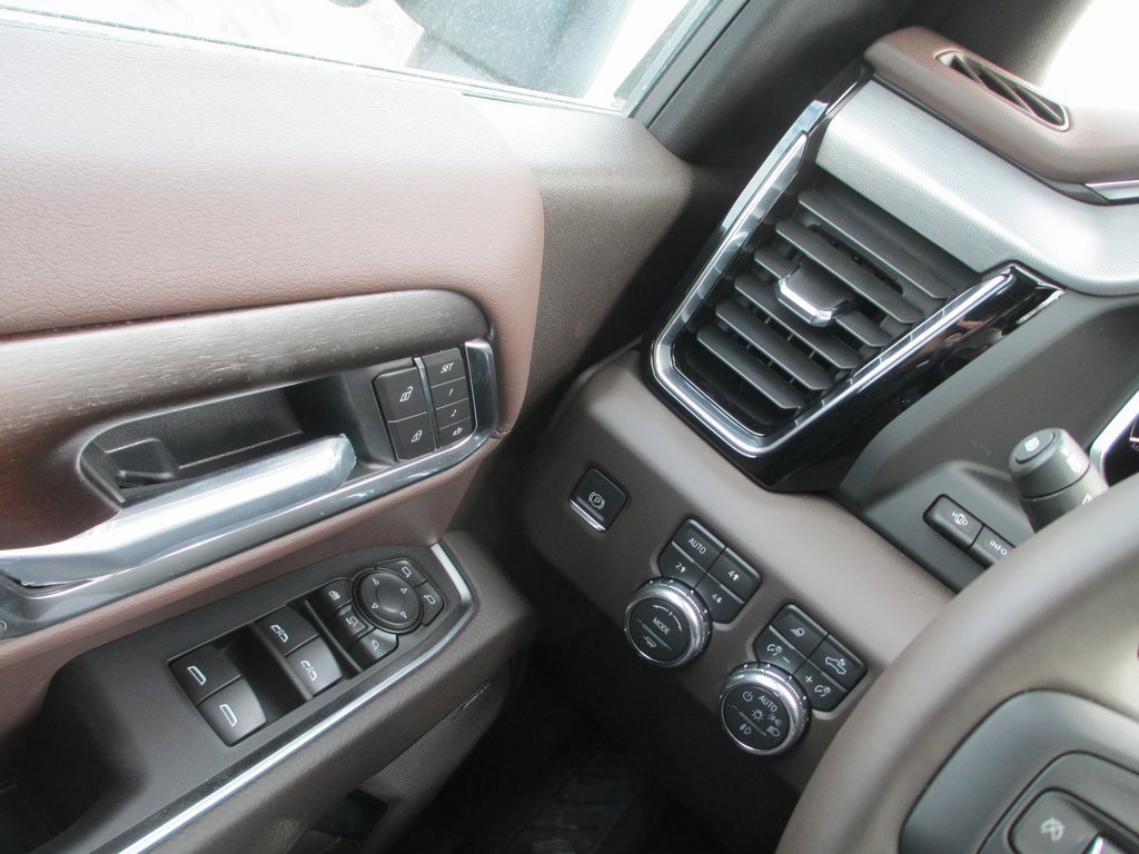 New 2026 GMC Sierra 2500 Denali w/ Denali Reserve Package image 16