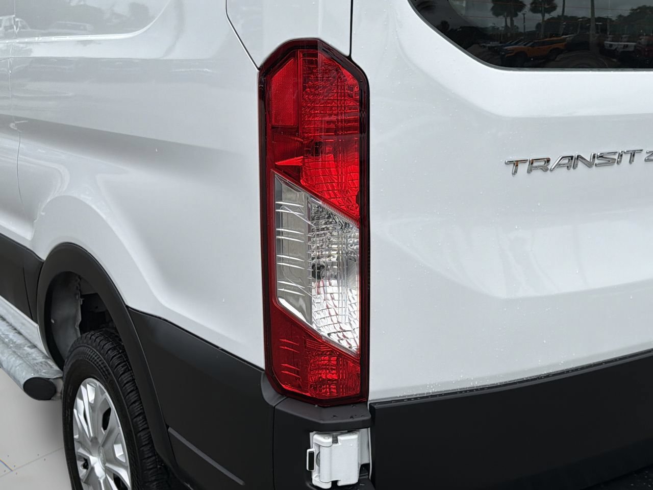Used 2025 Ford Transit 250 Low Roof w/ Exterior Upgrade Package RWD image 7