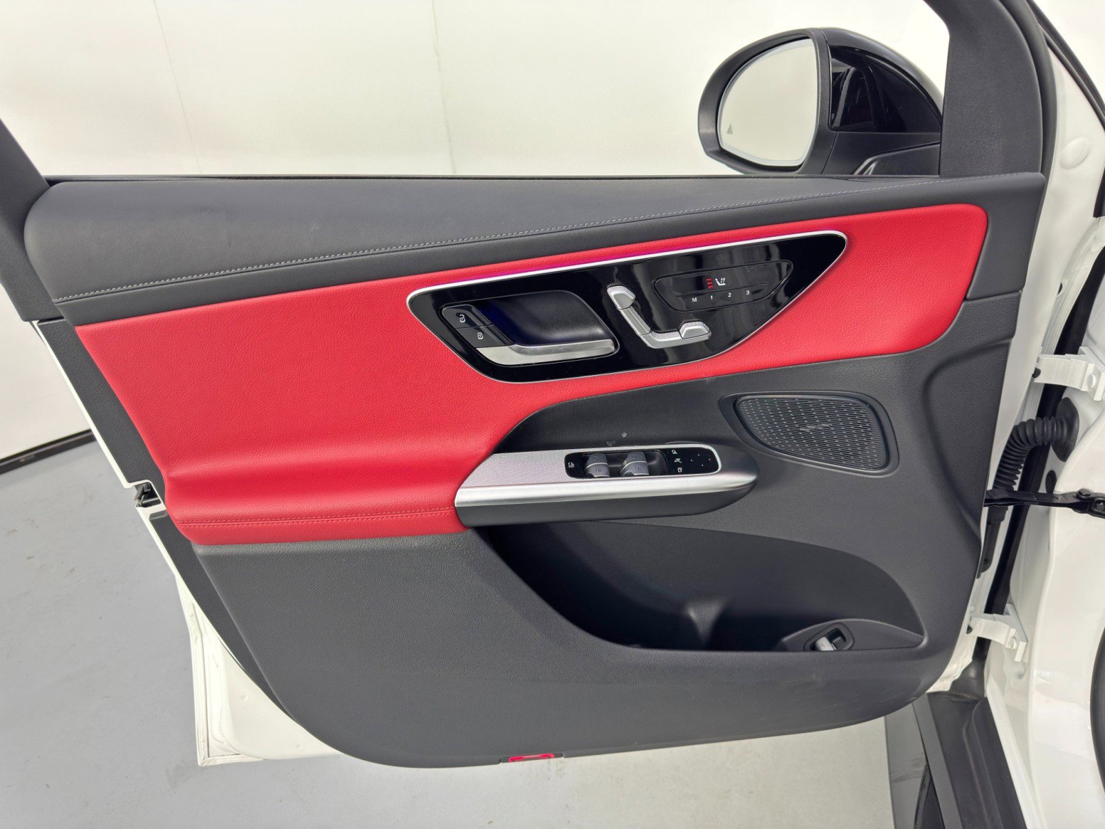 Used 2024 Mercedes-Benz GLC 43 AMG 4MATIC image 50