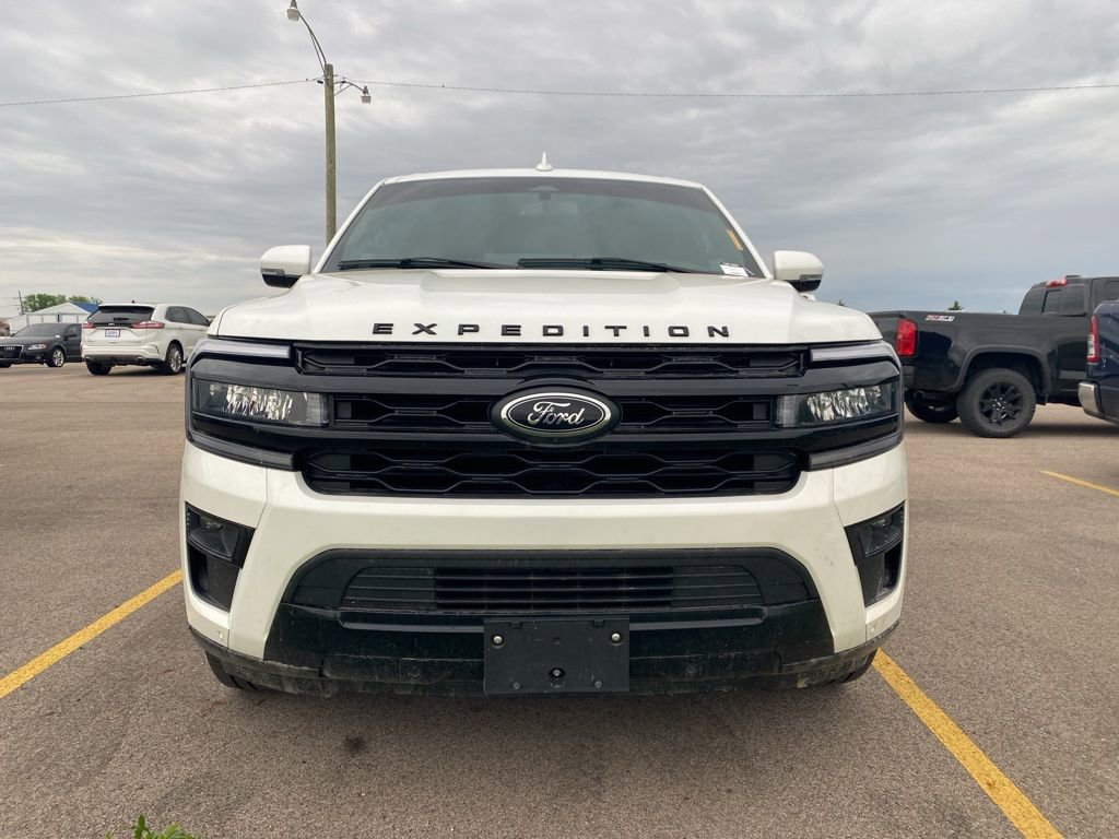 Used 2024 Ford Expedition Limited AWD/4WD image 19