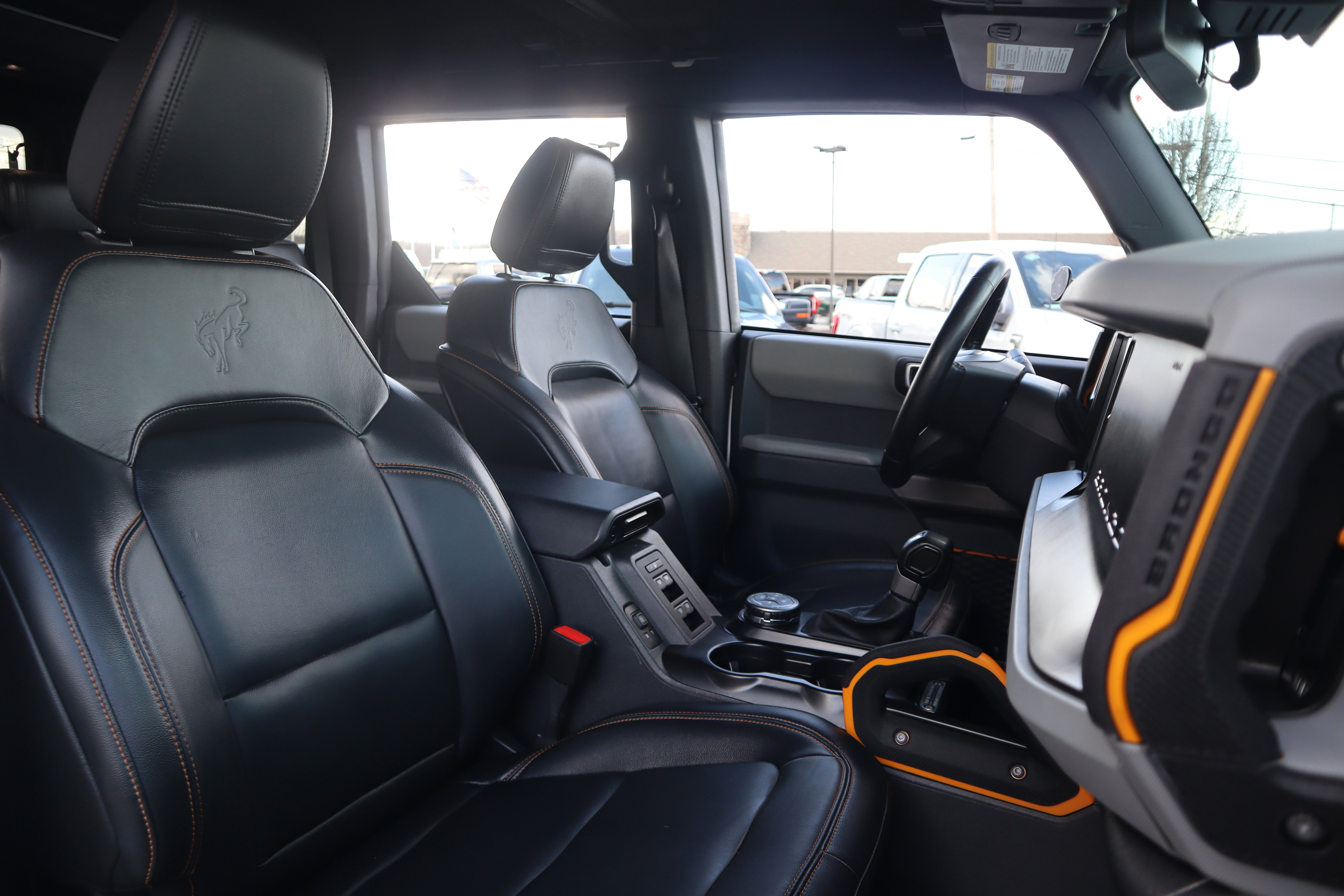 Used 2023 Ford Bronco Badlands image 35