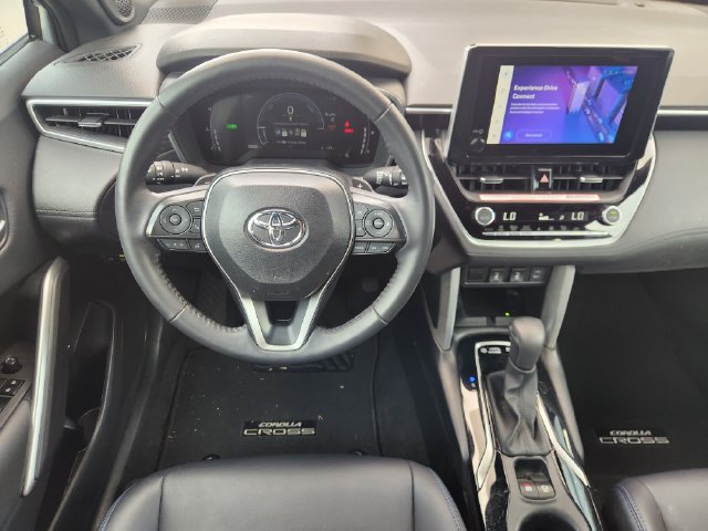 Used 2024 Toyota Corolla Cross AWD Hybrid w/ Convenience Package image 27