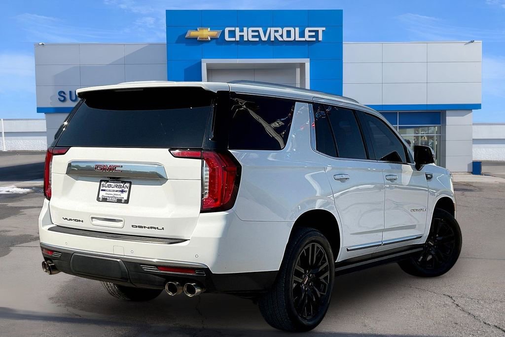 Used 2021 GMC Yukon Denali w/ Denali Premium Package image 2