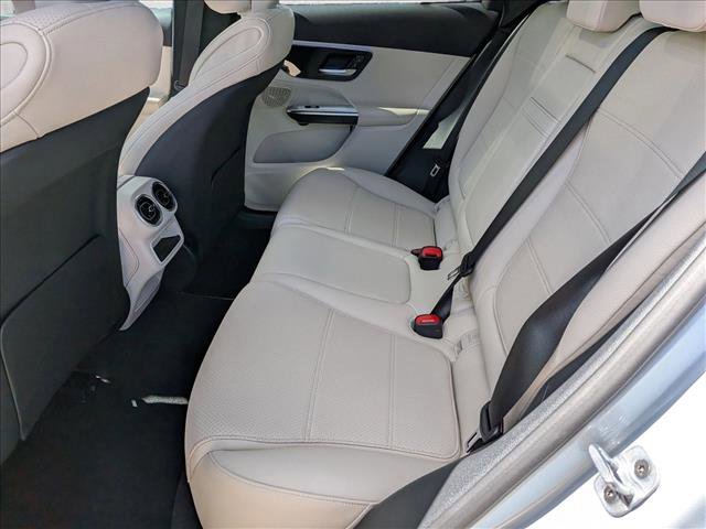 Used 2026 Mercedes-Benz GLC 300 image 15