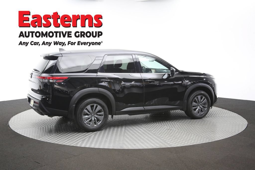 Used 2024 Nissan Pathfinder S AWD/4WD image 43