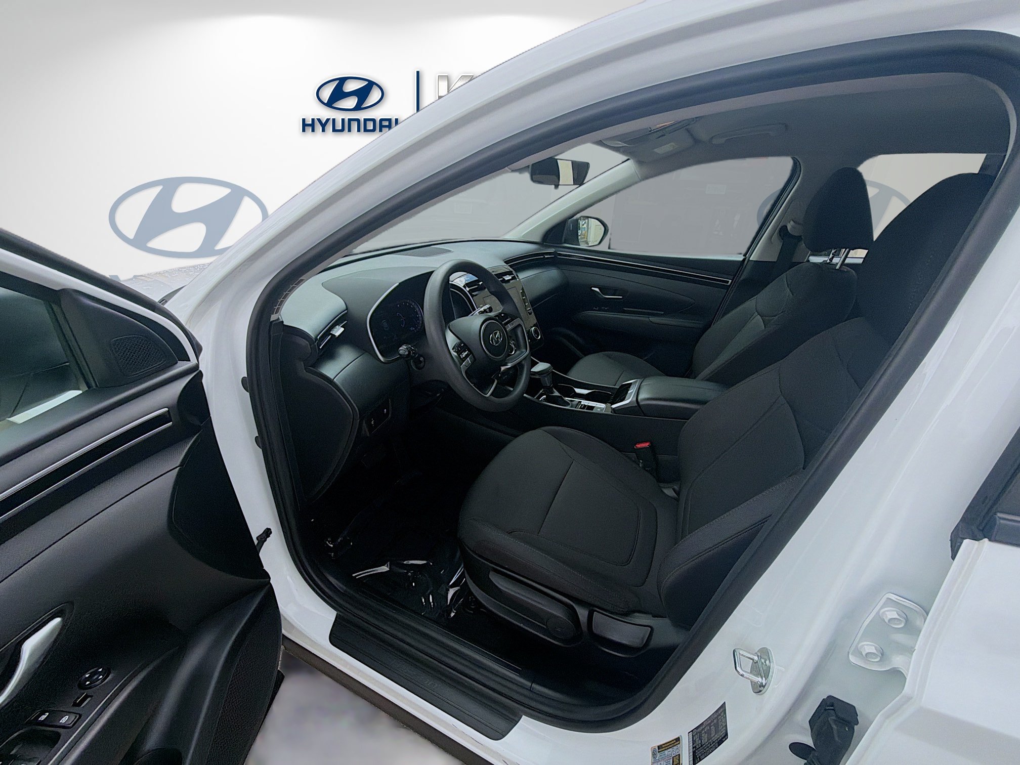 Used 2024 Hyundai Tucson SE FWD image 16