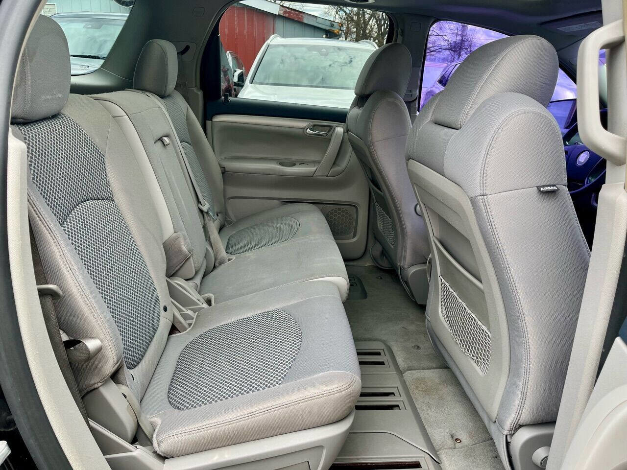 Used 2007 Saturn Outlook XE w/ Preferred Pkg image 14