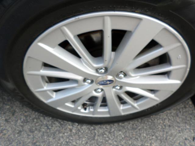 Used 2018 Subaru Impreza 2.0i Premium image 32