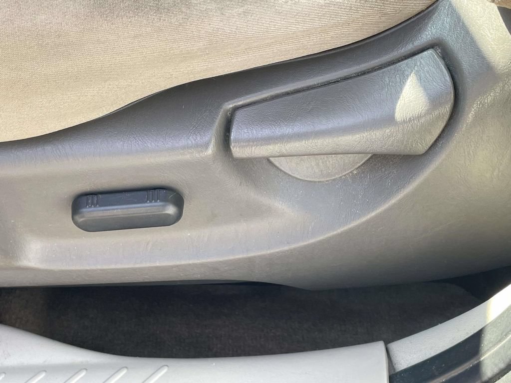 Used 2012 Ford Escape XLT FWD image 18
