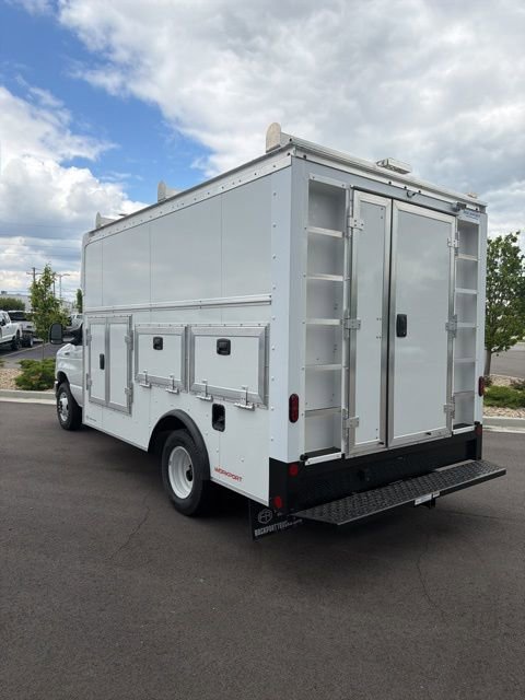 New 2027 Ford E-350 and Econoline 350 Super Duty w/ Power Equipment Group RWD image 5
