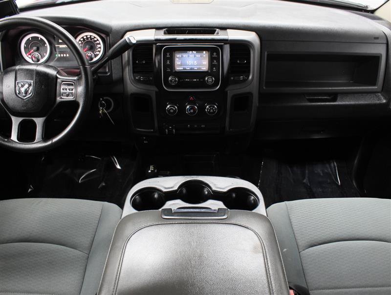 Used 2013 RAM 3500 Tradesman w/ Chrome Appearance Group AWD/4WD image 9