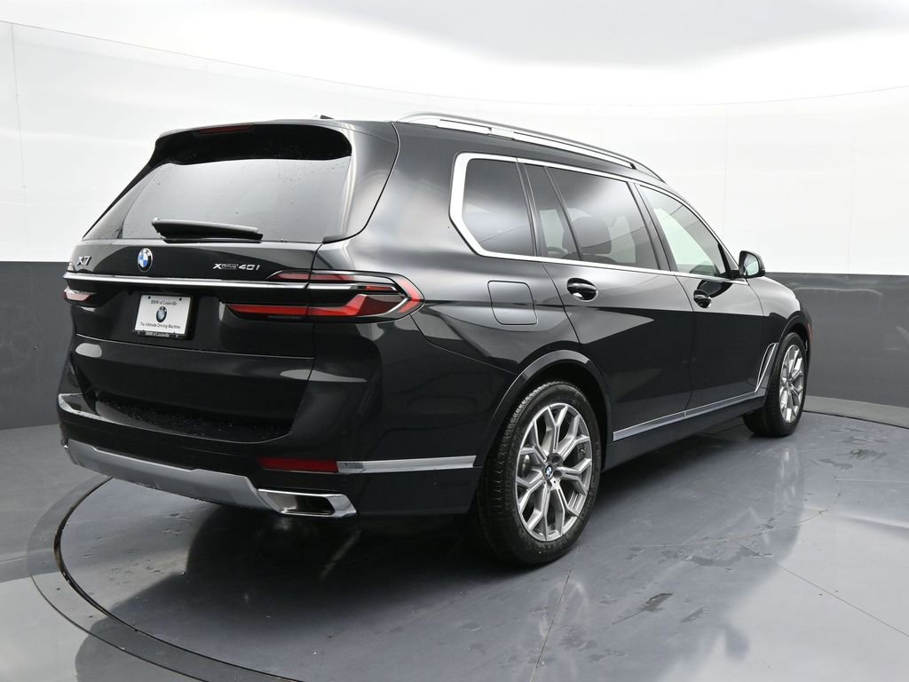 New 2026 BMW X7 xDrive40i w/ Premium Package image 7