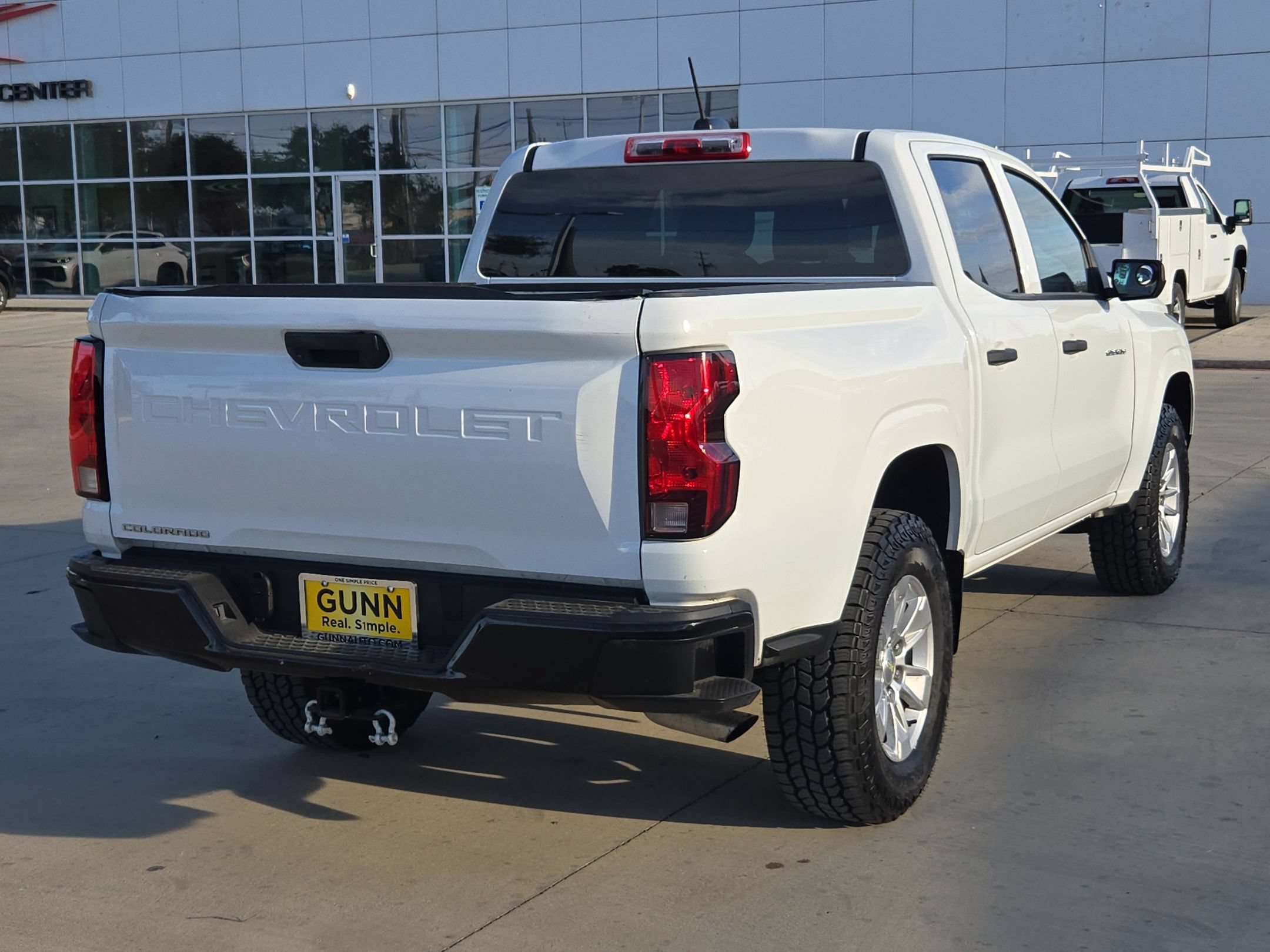 Certified 2024 Chevrolet Colorado W/T RWD image 3