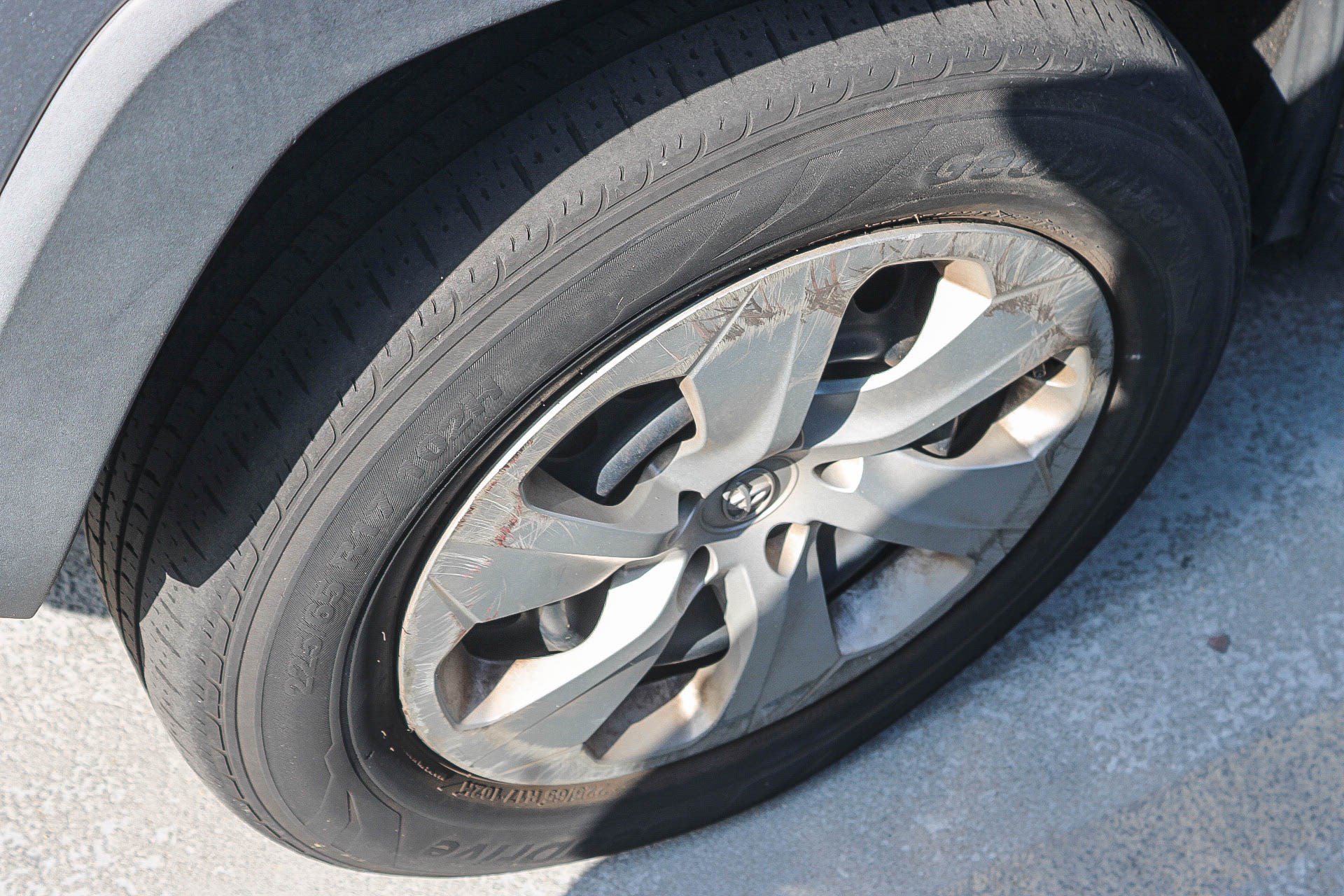 Certified 2019 Toyota RAV4 LE w/ Carpet Mat Package FWD image 16