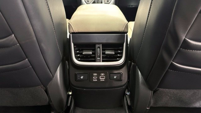 Used 2024 Subaru Outback Limited AWD/4WD image 28