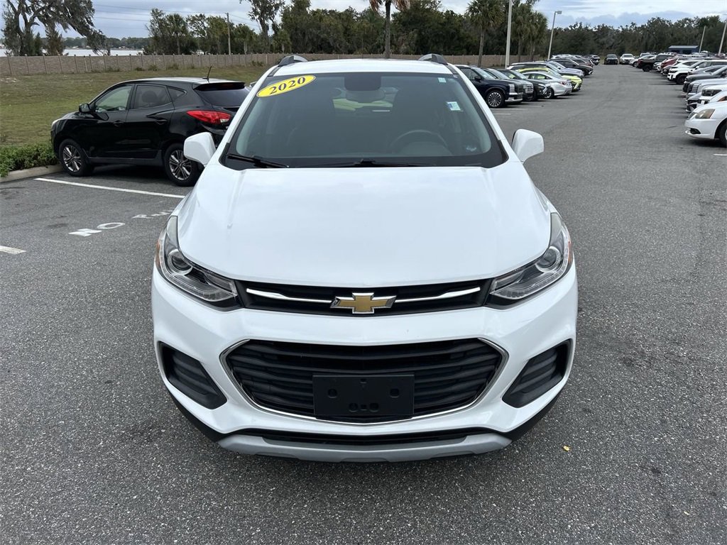 Used 2020 Chevrolet Trax LT w/ LT Convenience Package image 8
