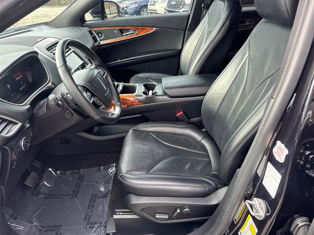 Used 2019 Lincoln Nautilus Reserve image 9