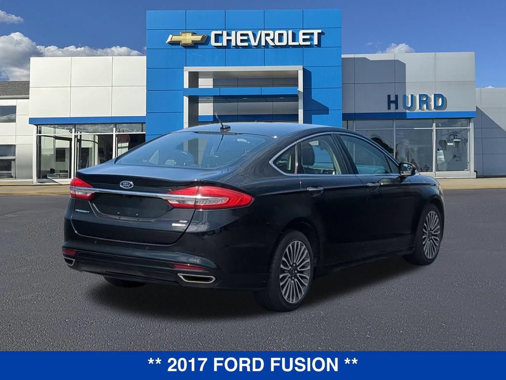 Used 2017 Ford Fusion SE w/ Fusion SE Technology Package AWD/4WD image 4