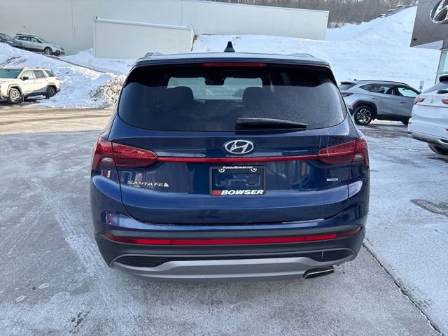 Certified 2022 Hyundai Santa Fe SE w/ Winter Weather Package image 4
