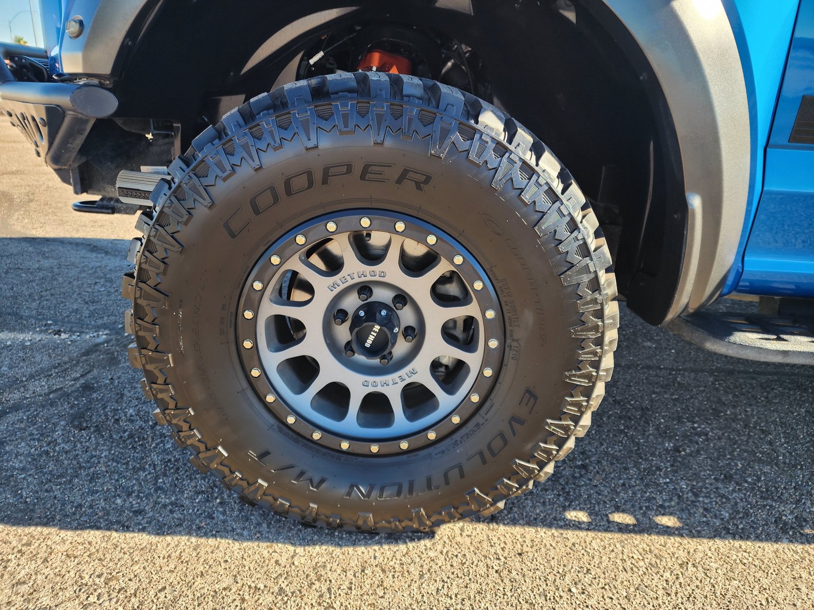 Used 2019 Ford F150 Raptor AWD/4WD image 12