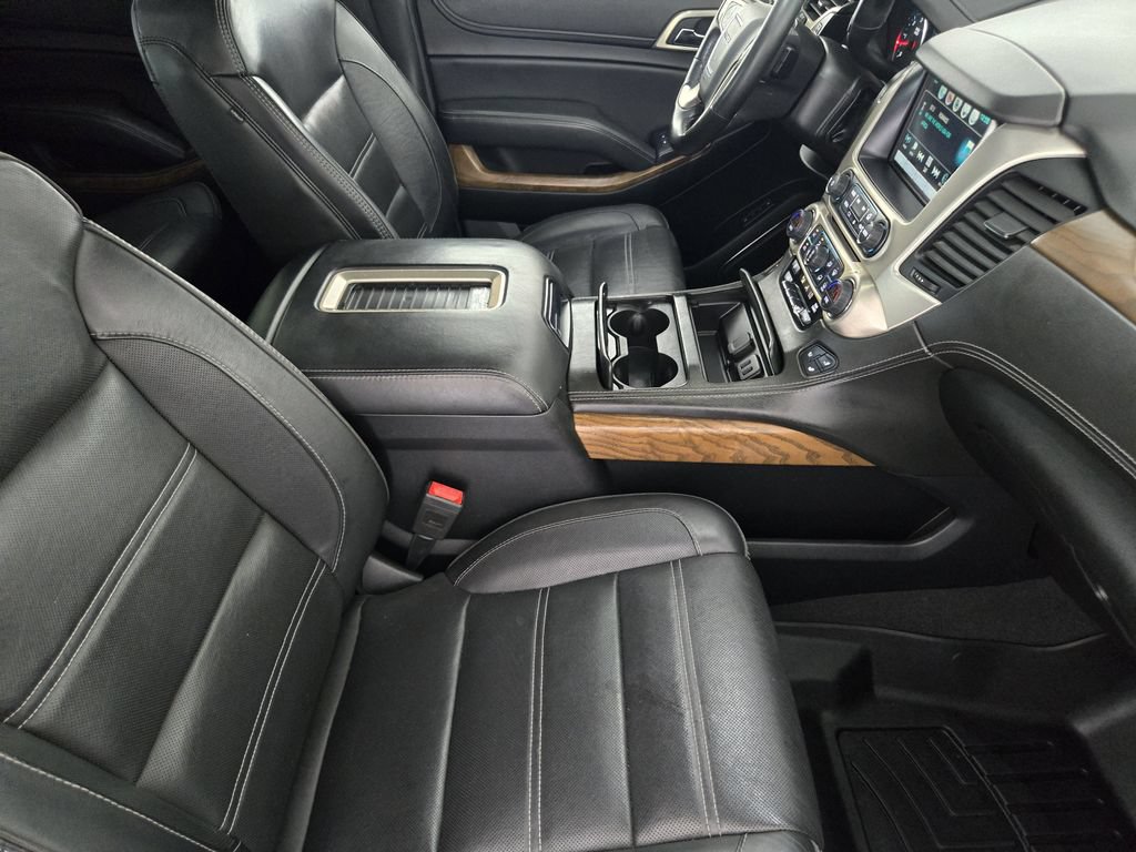 Used 2020 GMC Yukon Denali w/ Denali Ultimate Package AWD/4WD image 16