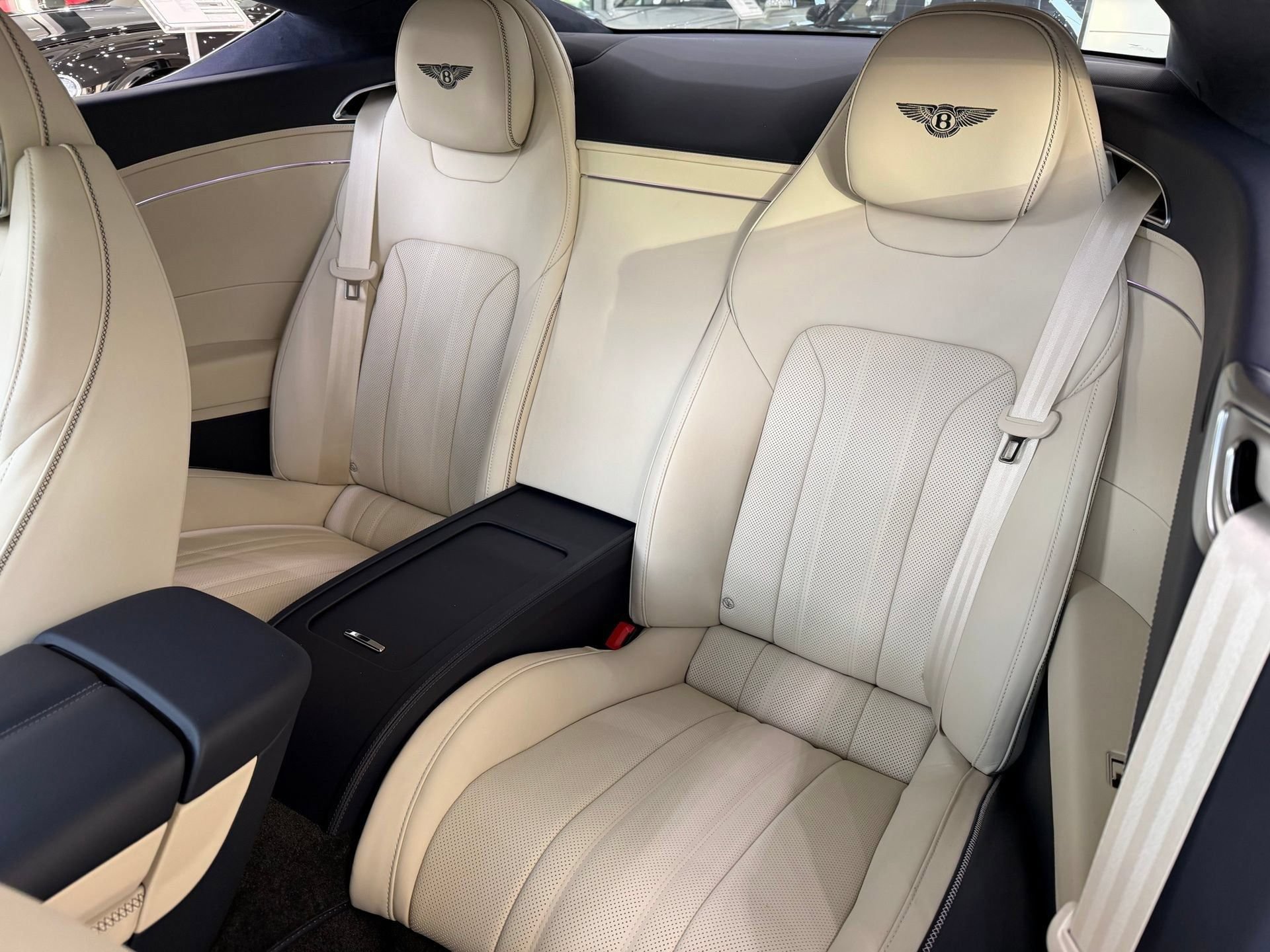 New 2026 Bentley Continental GT AWD/4WD image 18