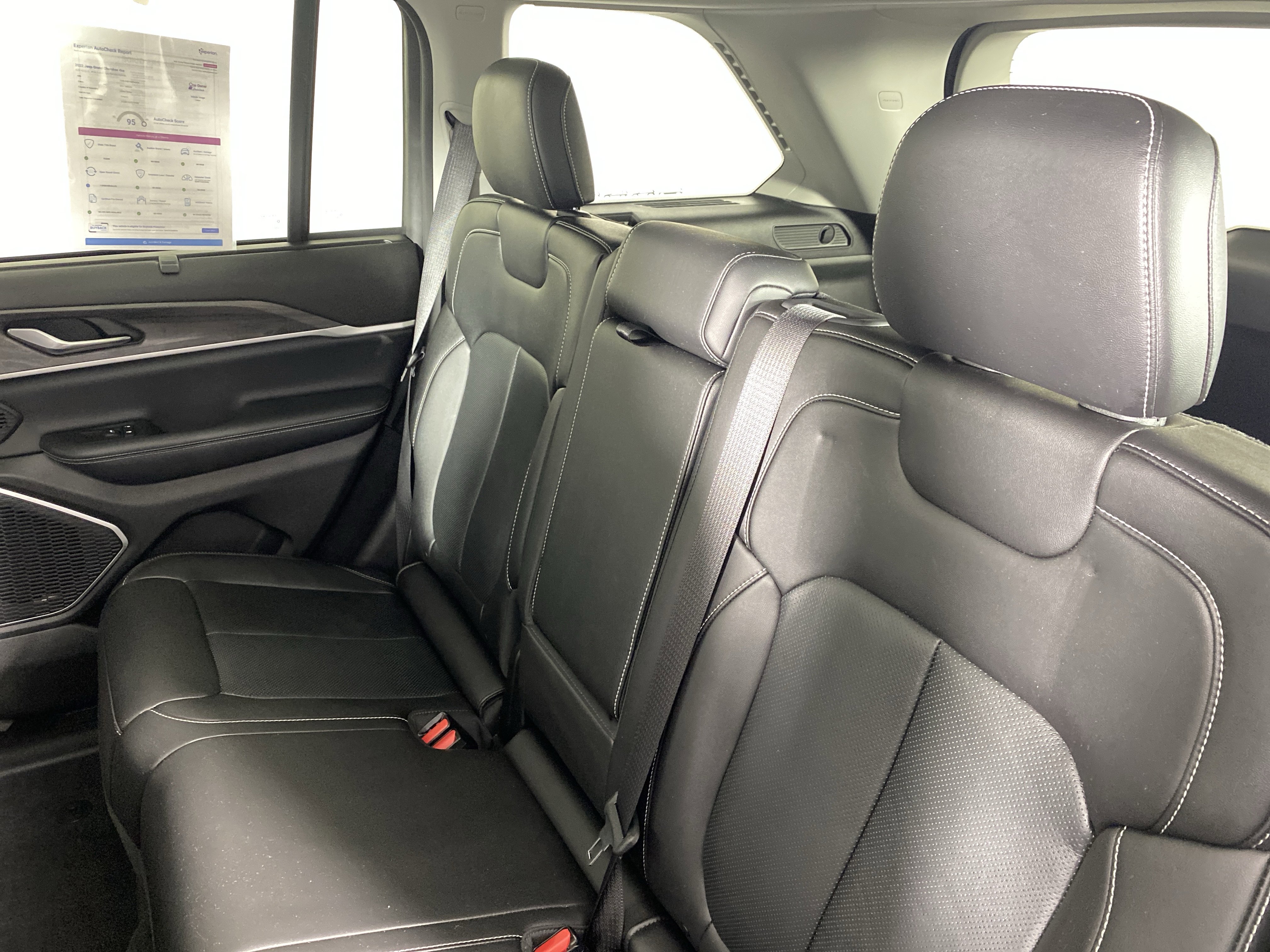 Used 2022 Jeep Grand Cherokee Limited 4xe w/ Luxury Tech Group II image 35