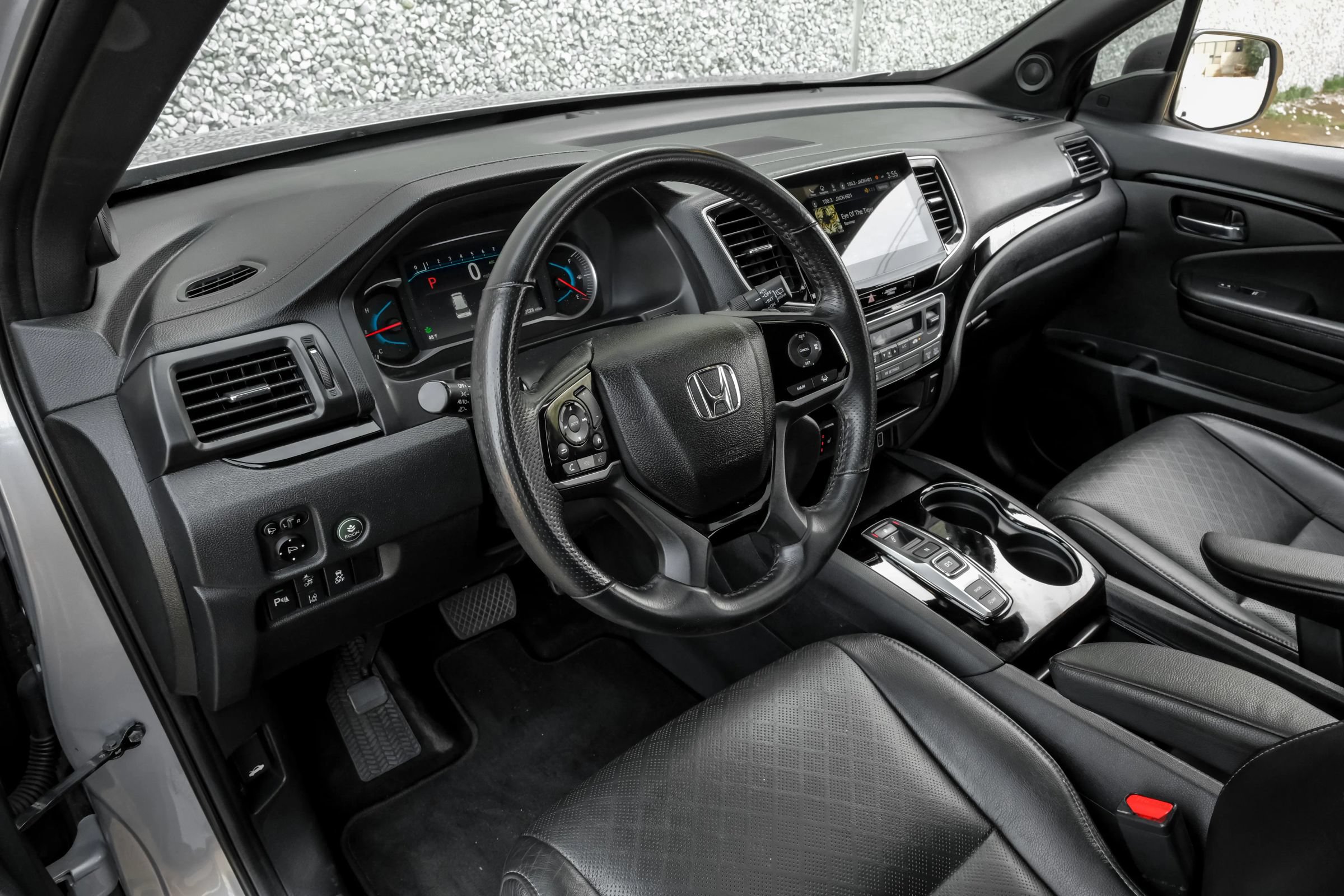 Used 2019 Honda Passport Touring image 3