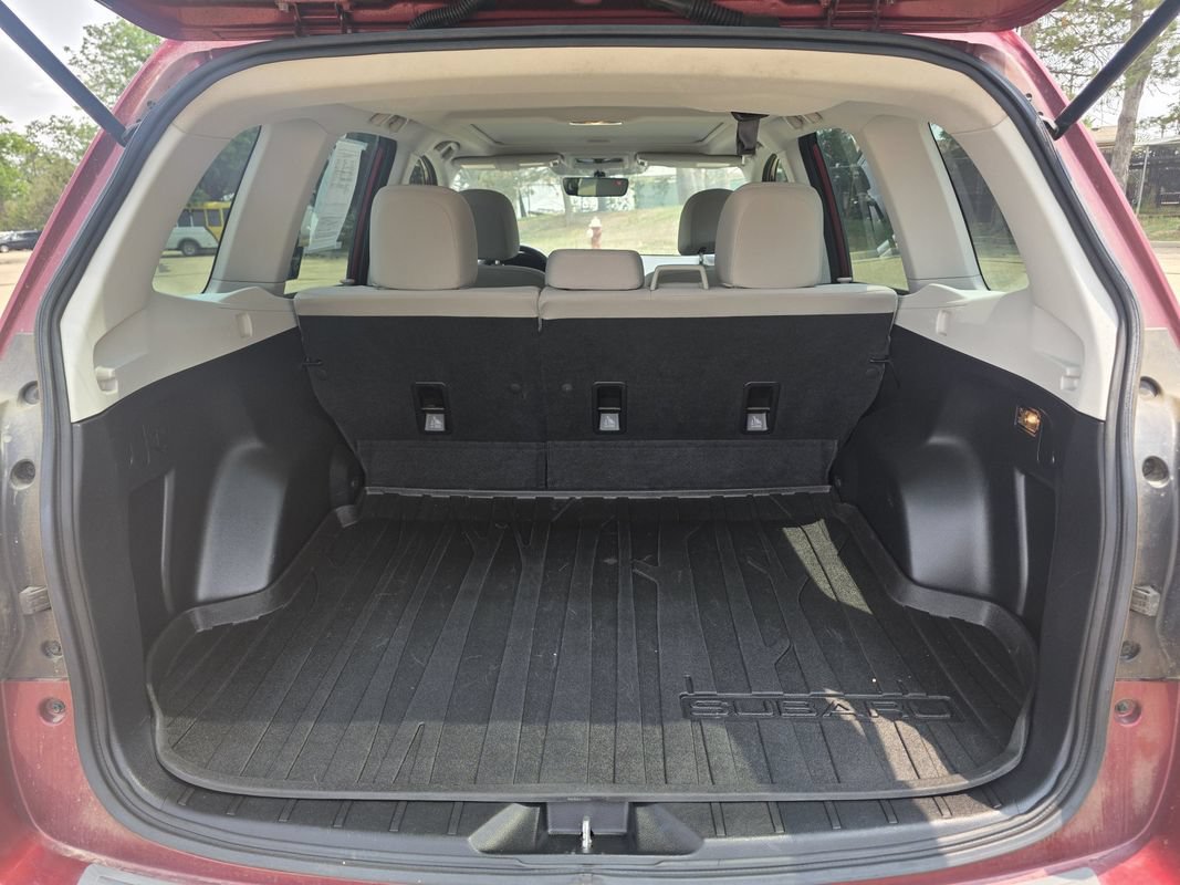 Used 2018 Subaru Forester 2.5i Premium w/ All-Weather Package AWD/4WD image 18
