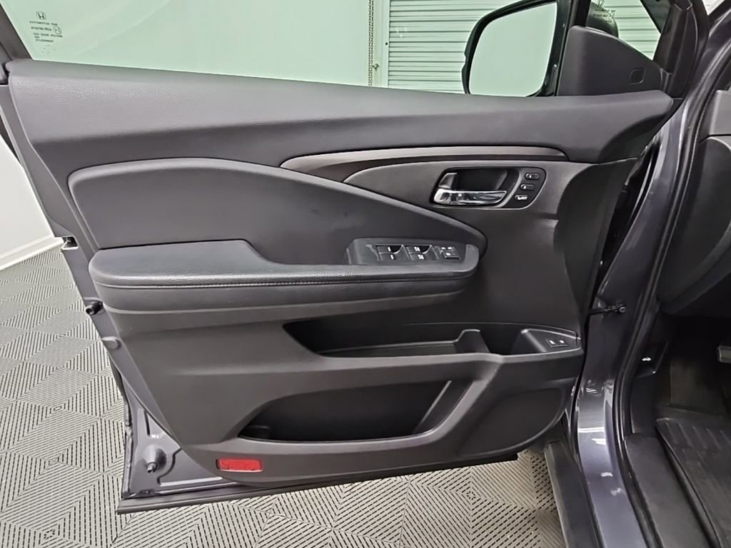 Used 2022 Honda Pilot Special Edition image 31