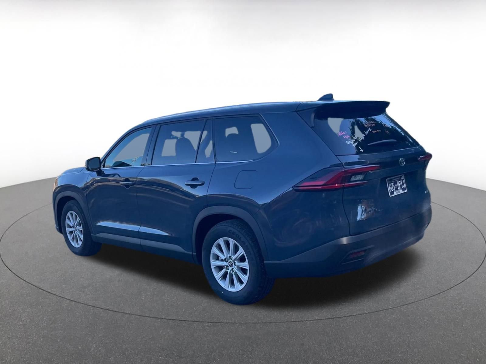 Used 2025 Toyota Grand Highlander FWD image 10