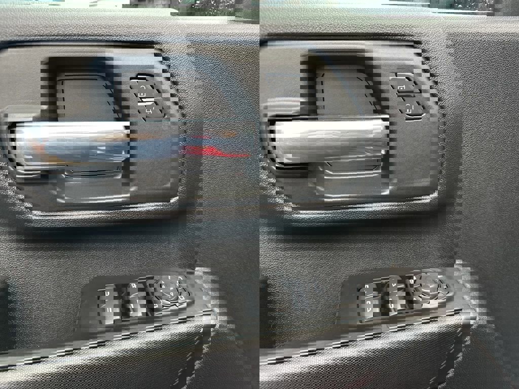 New 2026 Chevrolet Silverado 2500 Custom w/ Custom Value Package image 14