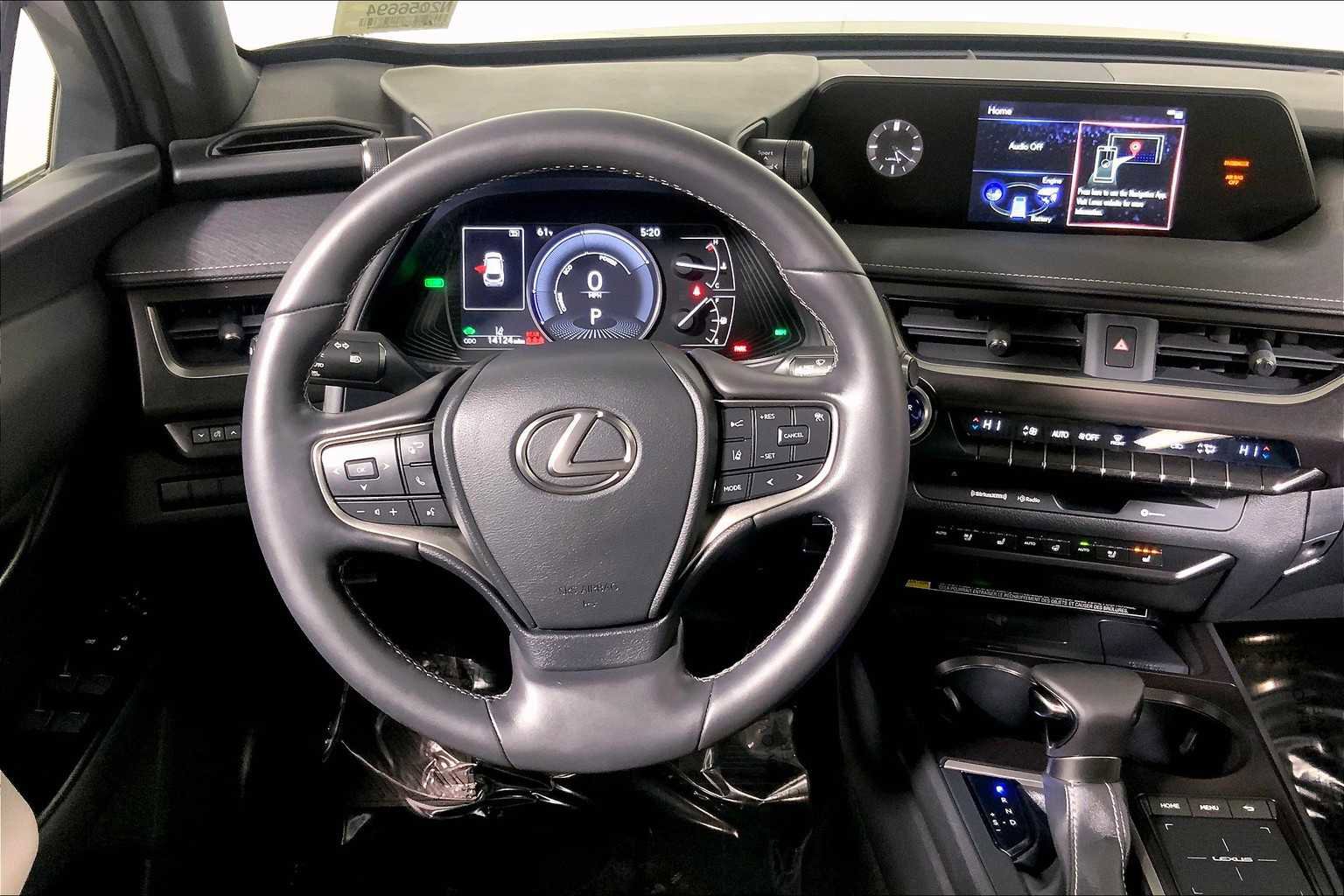 Used 2022 Lexus UX 250h w/ Premium Package image 5