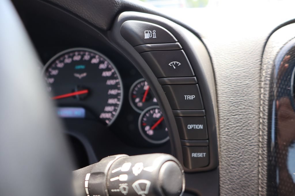 Used 2008 Chevrolet Corvette Coupe RWD image 12