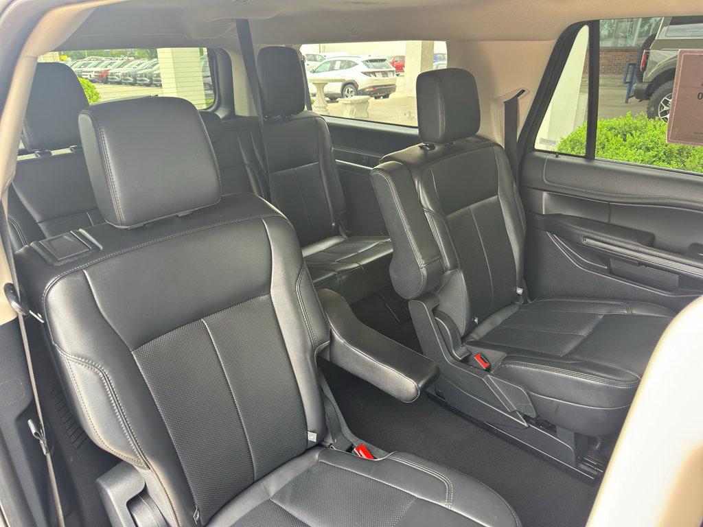 Used 2024 Ford Expedition Max XLT AWD/4WD image 35