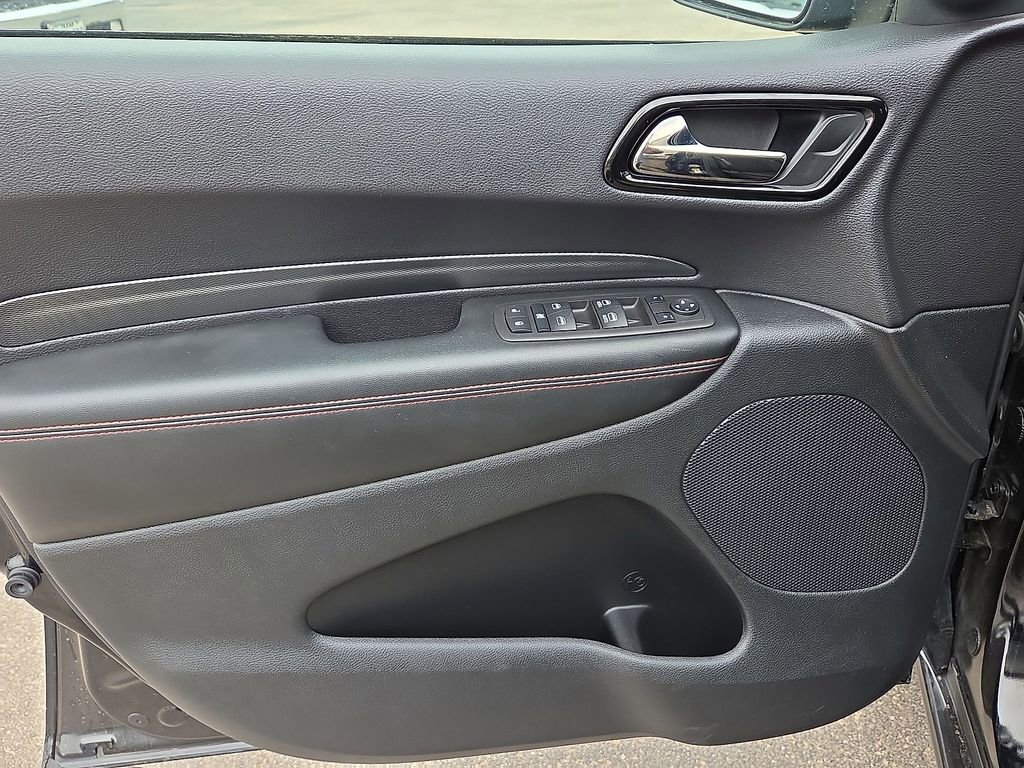 Used 2025 Dodge Durango GT AWD/4WD image 15