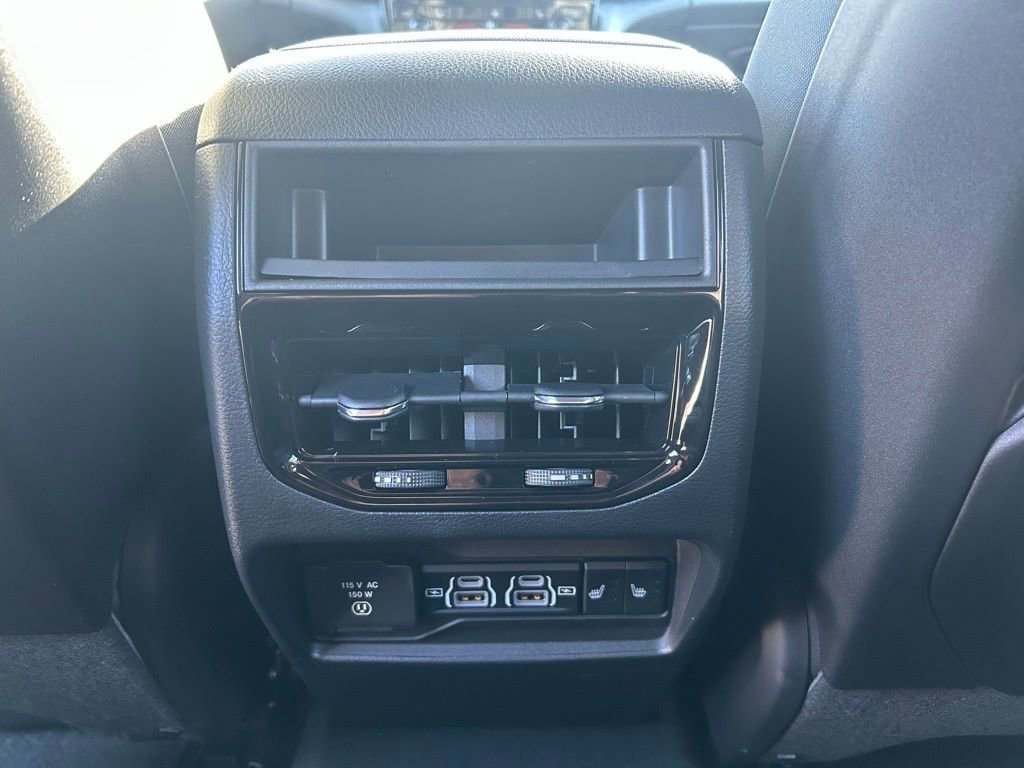 New 2025 Jeep Grand Cherokee Limited image 19