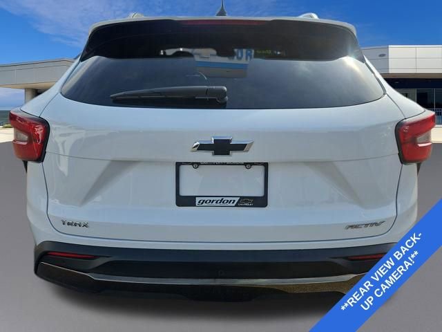 Used 2025 Chevrolet Trax ACTIV w/ Driver Confidence Package image 4